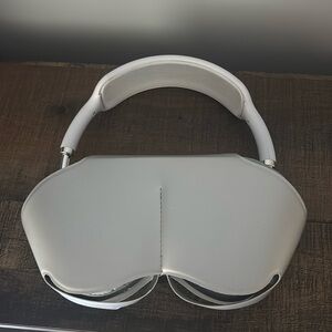 Christmas for my son didn’t like the color exchanging them for the green ones